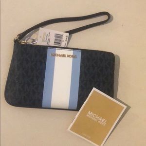 MICHAEL KHORS jet set travel wristlet